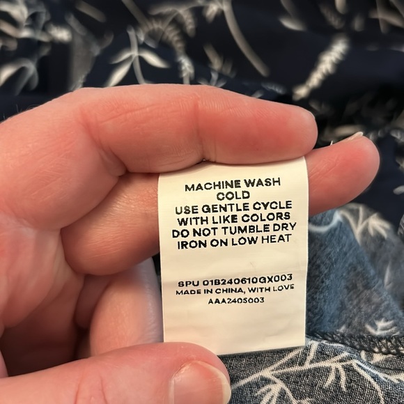 Bloomchic Peblum Navy and White Top, Sz 2XL - Picture 8 of 8